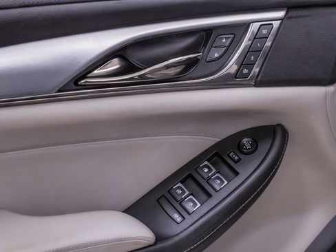 Used 2019 Cadillac CTS Luxury image 30