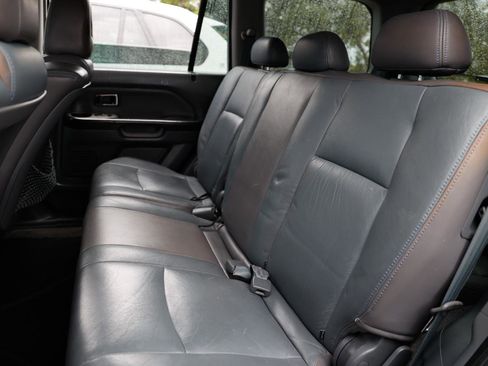 Used 2005 Honda Pilot LX image 8