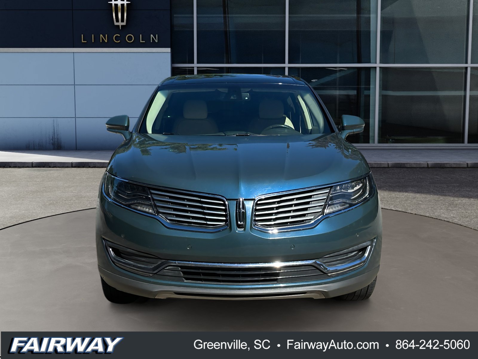 Used 2016 Lincoln MKX Reserve w/ Luxury Package AWD/4WD image 2