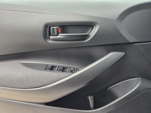 Used 2024 Toyota Corolla LE FWD image 15
