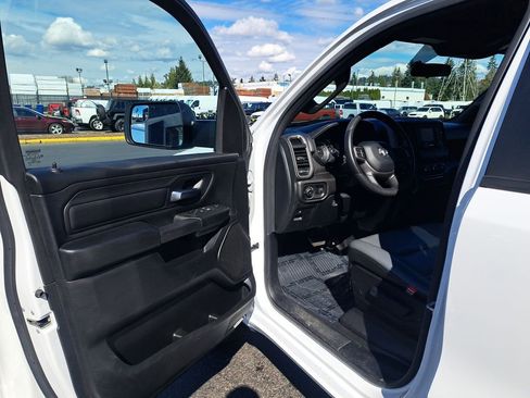 Used 2022 RAM 1500 Tradesman AWD/4WD image 11
