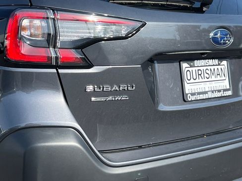 New 2025 Subaru Outback Premium image 6