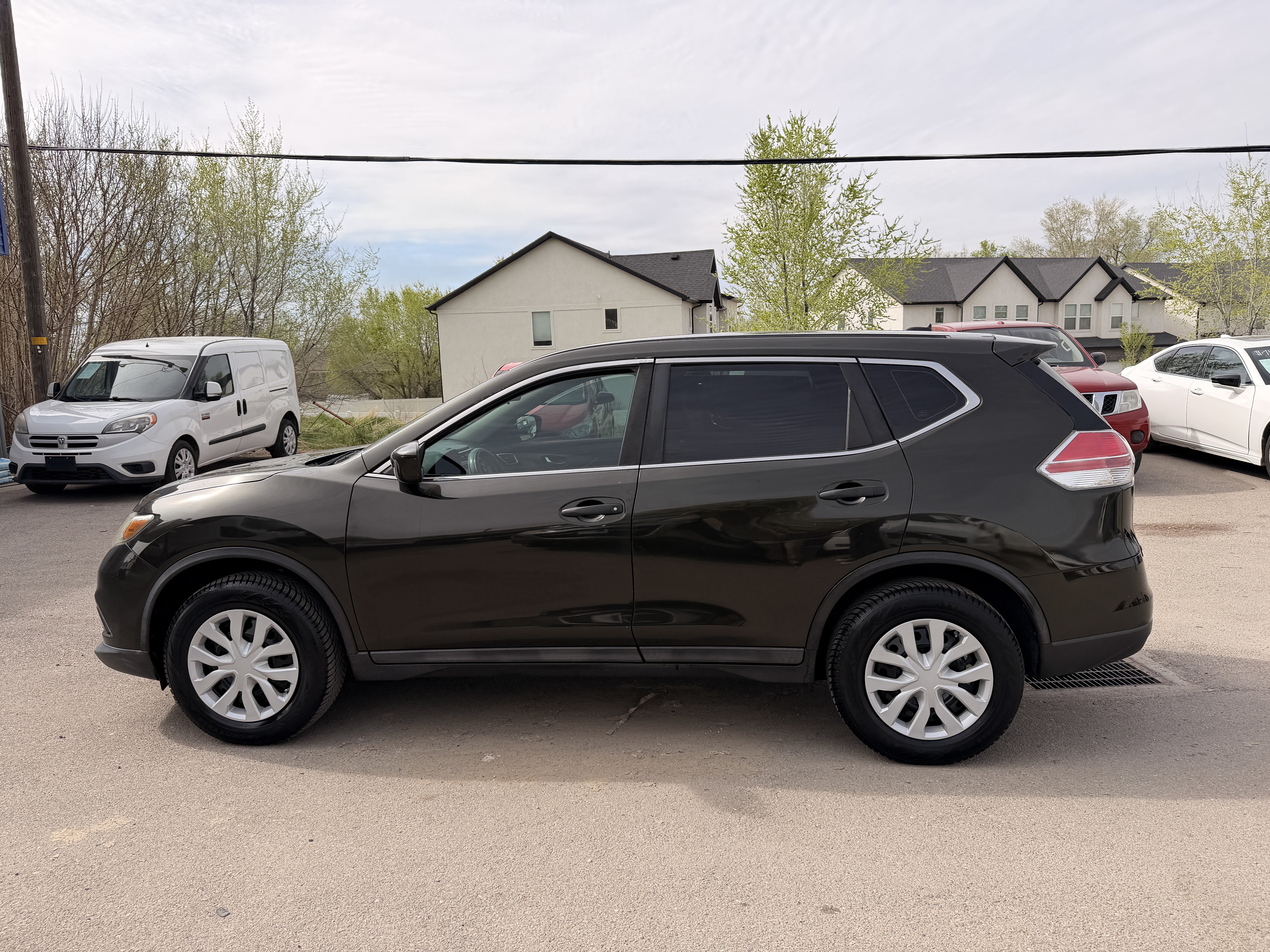 Used 2016 Nissan Rogue S AWD/4WD image 7