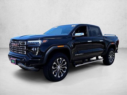 Certified 2023 GMC Canyon Denali AWD/4WD image 4
