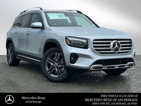 New 2026 Mercedes-Benz GLB 250 4MATIC image 1