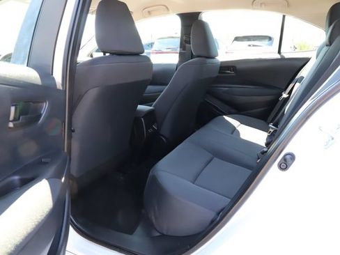 Used 2025 Toyota Corolla LE FWD image 16