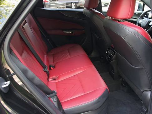 Used 2025 Lexus NX 350h AWD w/ Rear Seat Package image 38