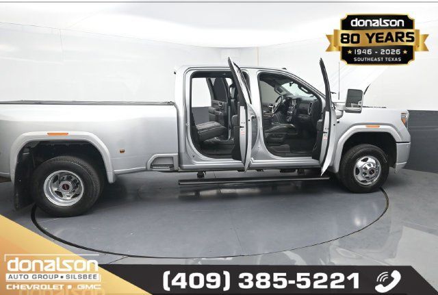 Used 2022 GMC Sierra 3500 Denali w/ Denali Ultimate Package AWD/4WD image 22