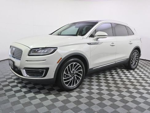 Used 2020 Lincoln Nautilus Reserve w/ Equipment Group 201A AWD/4WD image 2