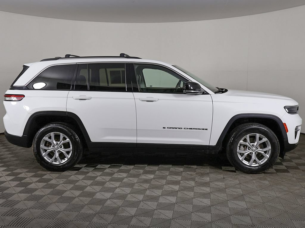 Used 2023 Jeep Grand Cherokee Limited AWD/4WD image 20