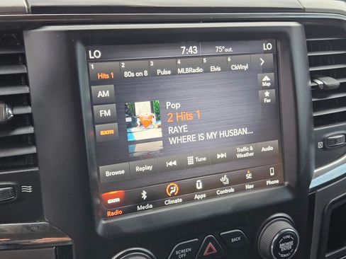 Used 2018 RAM 2500 Laramie w/ Sport Appearance Group AWD/4WD image 24