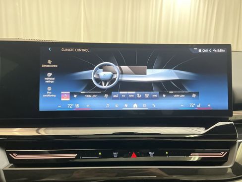 Certified 2024 BMW 530i xDrive 530i xDrive w/ Premium Package image 20