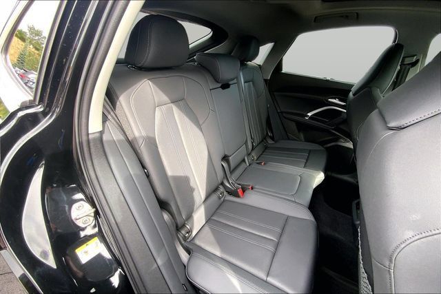 Used 2025 Audi Q5 Premium Plus AWD/4WD image 19