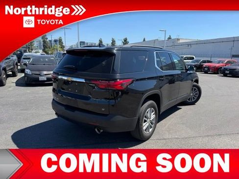 Used 2023 Chevrolet Traverse LT w/ LPO, Cargo Package AWD/4WD image 4