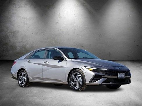 New 2025 Hyundai Elantra Sport image 2
