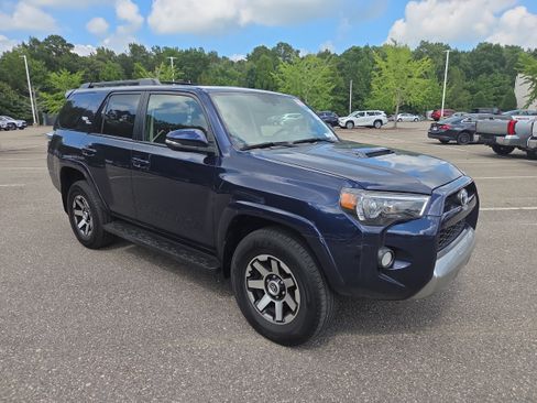Used 2019 Toyota 4Runner TRD Off-Road Premium AWD/4WD image 1