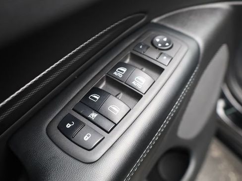 Used 2022 Dodge Durango GT image 15