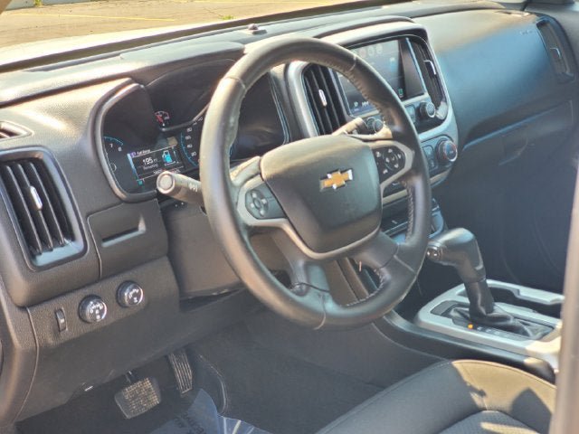 Used 2017 Chevrolet Colorado LT w/ Redline Special Edition AWD/4WD image 7