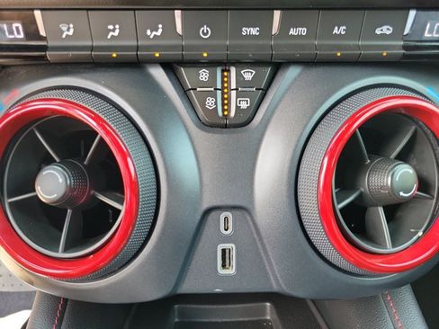 Used 2023 Chevrolet Blazer RS w/ Enhanced Convenience Package FWD image 15