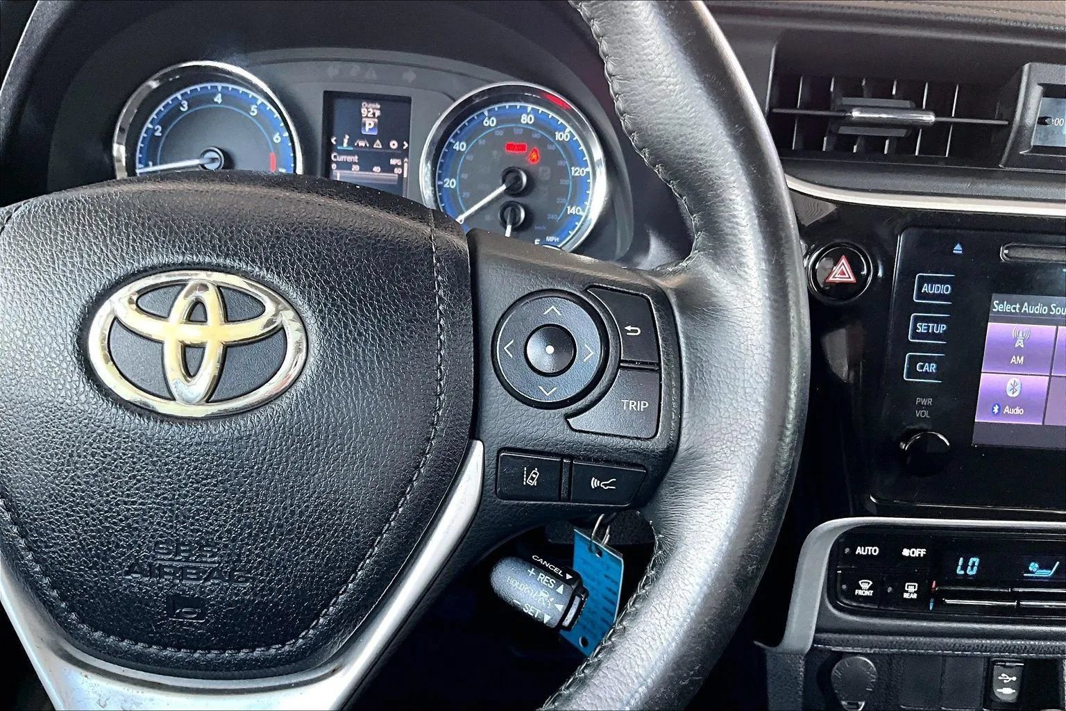 Used 2019 Toyota Corolla SE FWD image 11