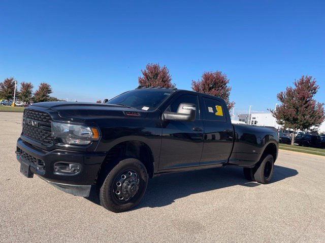 Used 2024 RAM 3500 Big Horn w/ Night Edition AWD/4WD image 5