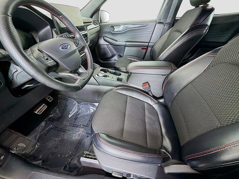 Used 2024 Ford Escape ST-Line w/ Tech Pack #1 AWD/4WD image 21