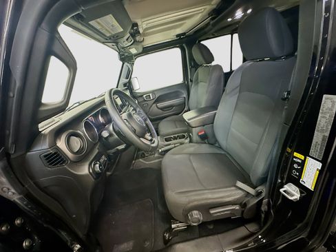Used 2022 Jeep Wrangler Sport S image 13