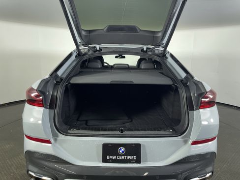 Certified 2024 BMW X6 xDrive40i image 15