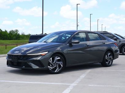 Used 2024 Hyundai Elantra Limited