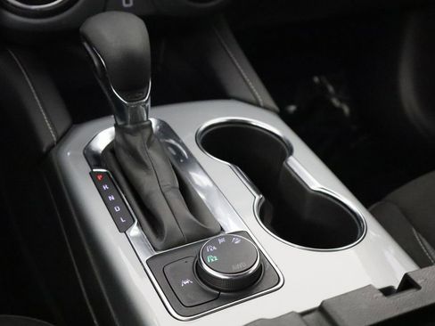 Used 2023 Chevrolet Blazer LT image 13