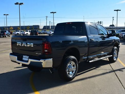 New 2026 RAM 2500 Tradesman AWD/4WD image 5