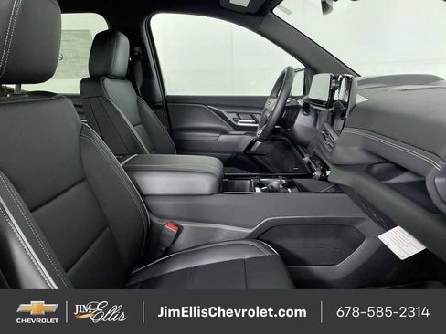 New 2025 Chevrolet Silverado EV LT image 29
