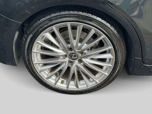 Used 2023 Lexus IS 300 AWD w/ Premium Package image 9