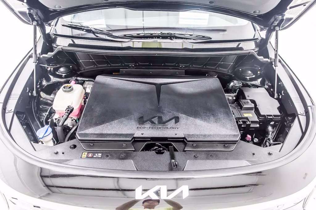 Used 2023 Kia Niro Wind FWD image 38