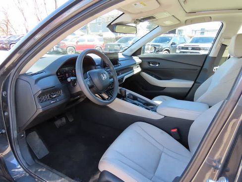 Used 2024 Honda Accord EX image 2
