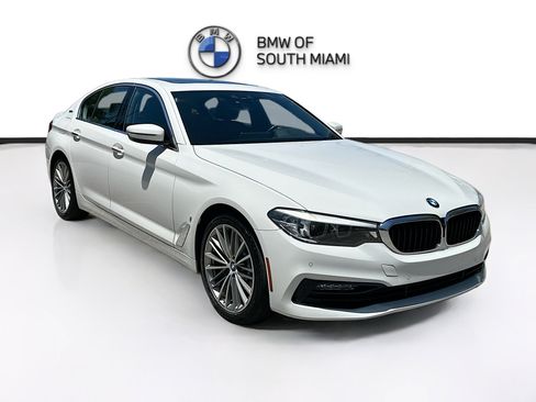 Used 2018 BMW 530e image 1