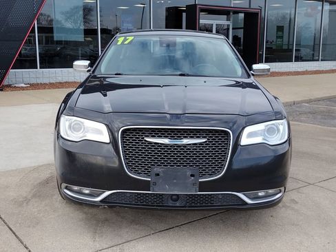 Used 2017 Chrysler 300 C w/ Safetytec Group II image 13