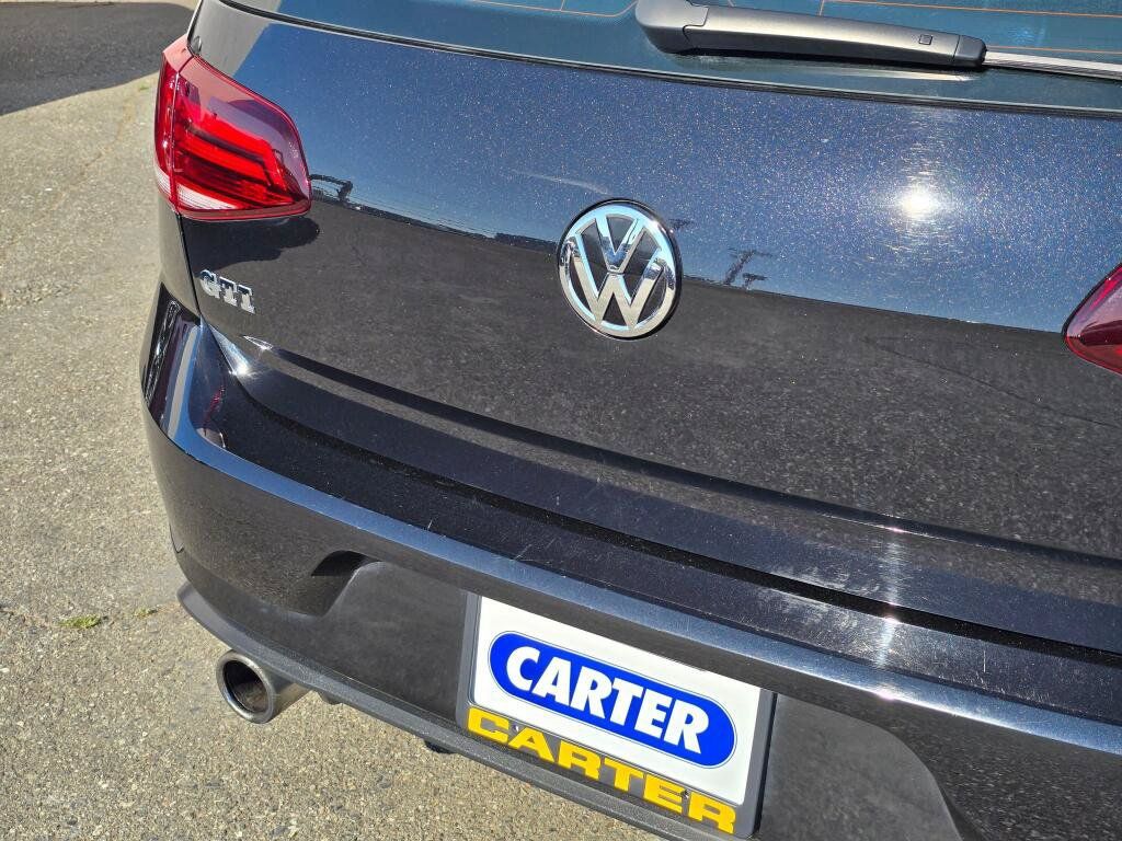 Used 2018 Volkswagen GTI S FWD image 15