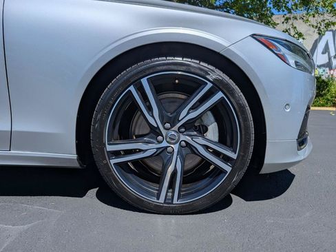 Used 2019 Volvo V90 T6 R-Design w/ Advanced Package AWD/4WD image 28