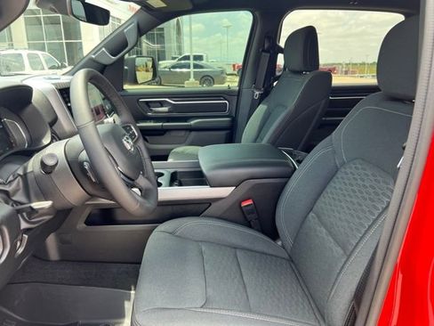 Used 2025 RAM 1500 Big Horn AWD/4WD image 17