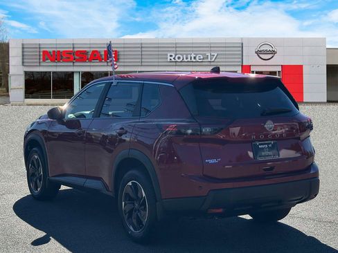 Used 2026 Nissan Rogue SV image 4