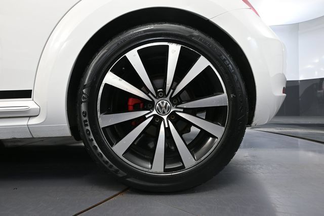 Used 2012 Volkswagen Beetle 2.0T FWD image 9