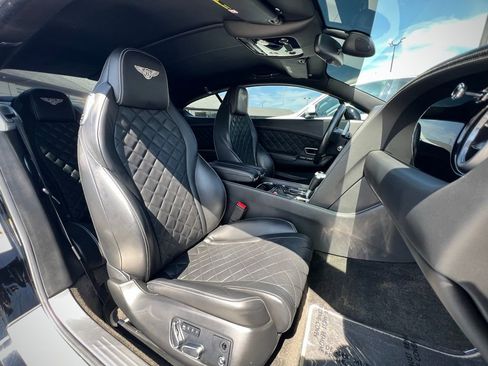 Used 2016 Bentley Continental GT image 29