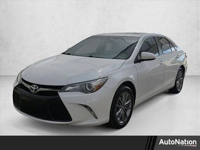 Used 2016 Toyota Camry SE w/ Moonroof Package