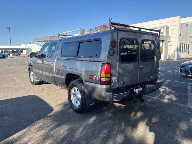 Used 2006 GMC Sierra 1500 SLT w/ Onstar Plus Package AWD/4WD image 4