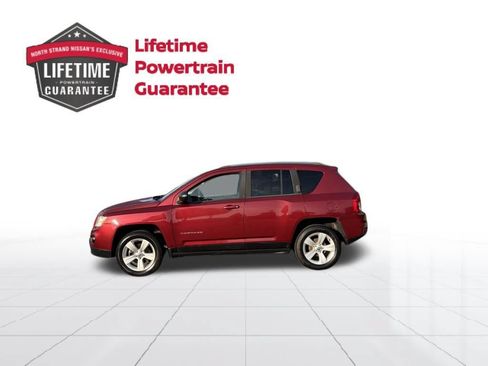 Used 2013 Jeep Compass Latitude FWD image 2