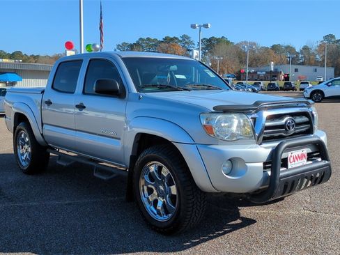 Used 2008 Toyota Tacoma PreRunner image 3