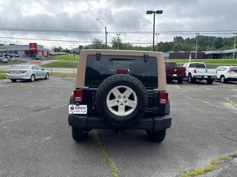Used 2013 Jeep Wrangler Unlimited Sport AWD/4WD image 7
