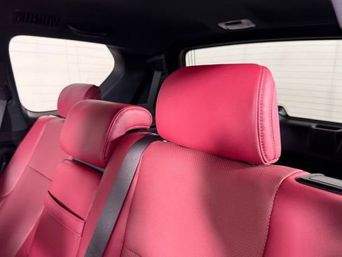 Used 2021 Lexus GX 460 Premium w/ Premium Package image 24