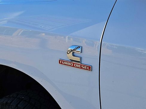 Used 2021 RAM 2500 Big Horn image 11